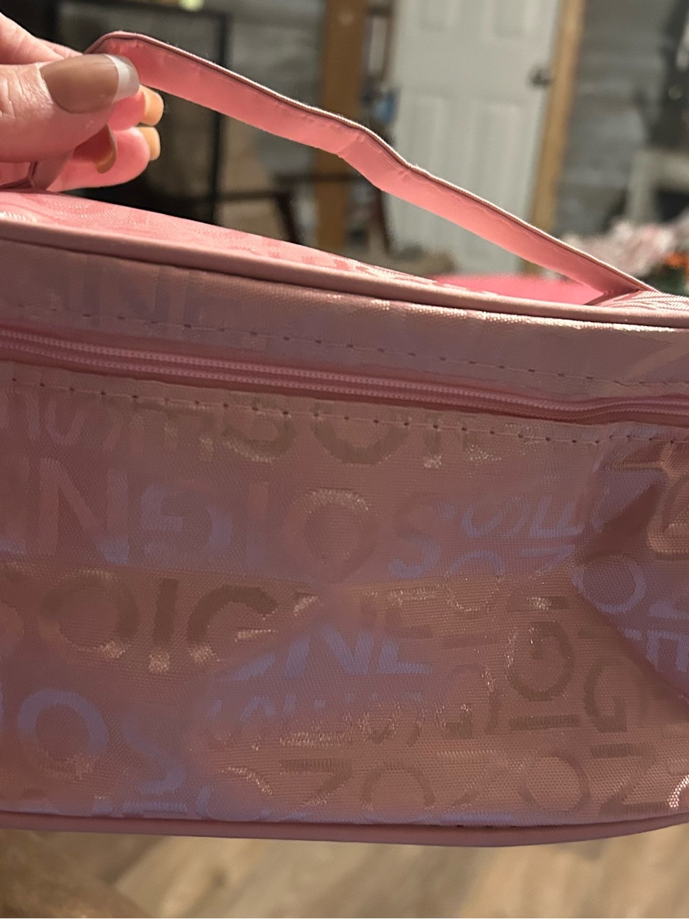 Pink Women’s Cosmetic Travel Case - Stylish Carry Handle - Picture 3 of 3